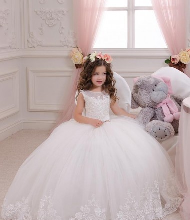 Tulle & Lace Bateau Neck Ball Gown Ivory Flower Girl Wedding Dress Manchester